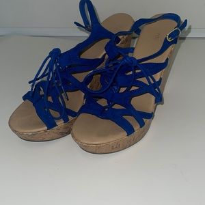 Strappy blue wedges